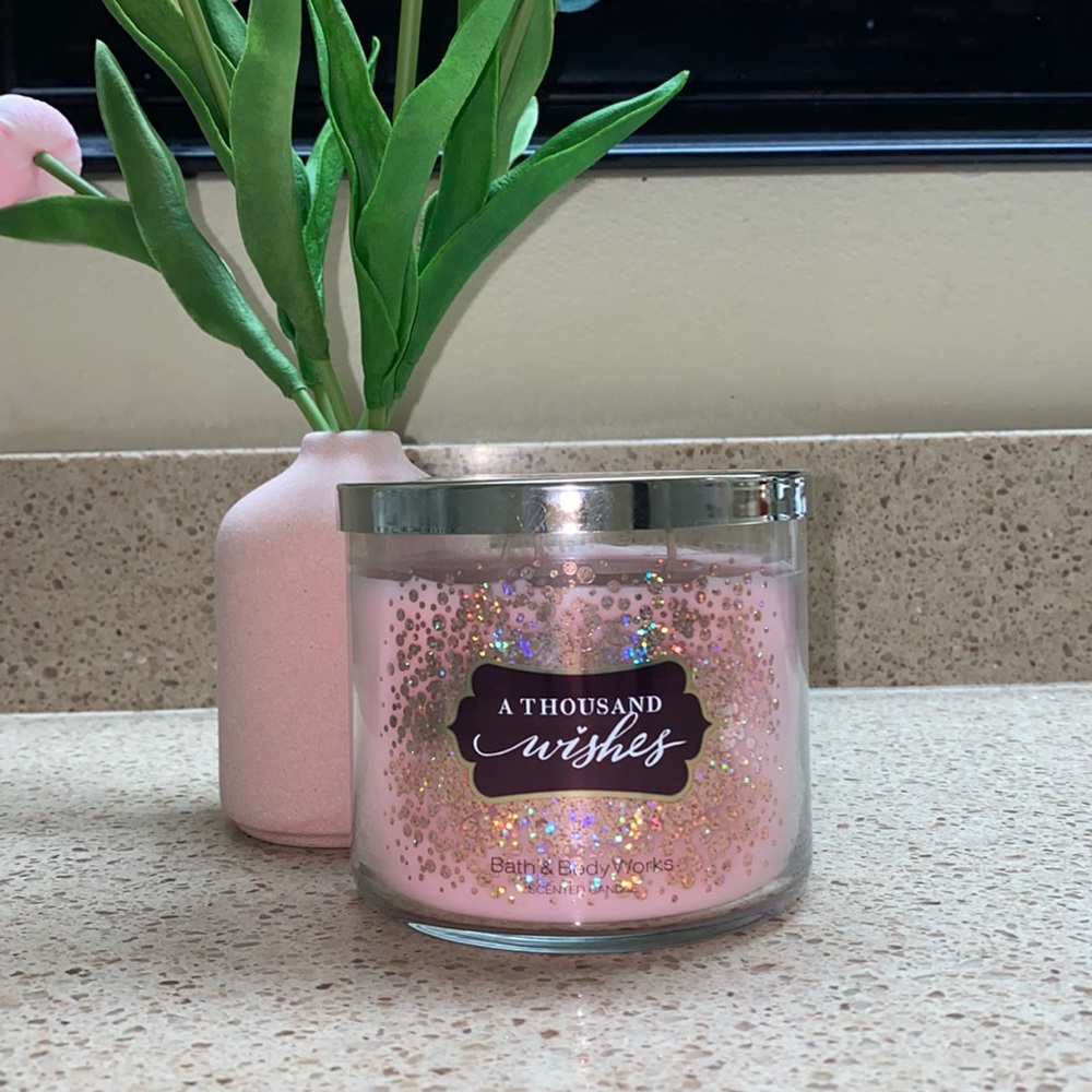 A Thousand Wishes Bath & Body Works 3 Wick Candle - Picture 1 of 4